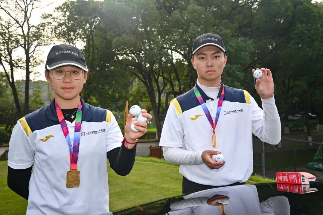 高诗岩高效19投12中得29分9板3助4断CBA常规赛山东加时110-107战胜北京。